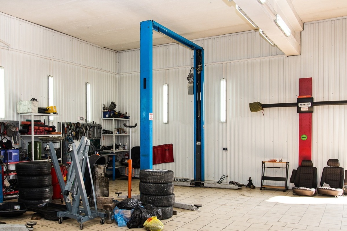 car maintenance shop